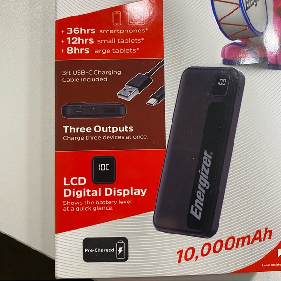 Energizer - MAX 10,000mAh 15W USB-C 3-Port Universal Portable Battery Charger - Picture 2 of 3